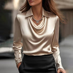 Joyce™ | Elegante blusa de satén con escote en V