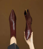 Fulvia™ | Botines minimalistas de piel con tacón medio