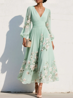 Vestido Midi Floral Plisado, Gasa Verde Claro Cuello V