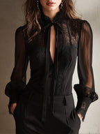 Blusa Retro Elegante de Chiffon con Cuello Alto, Encaje y Lazo