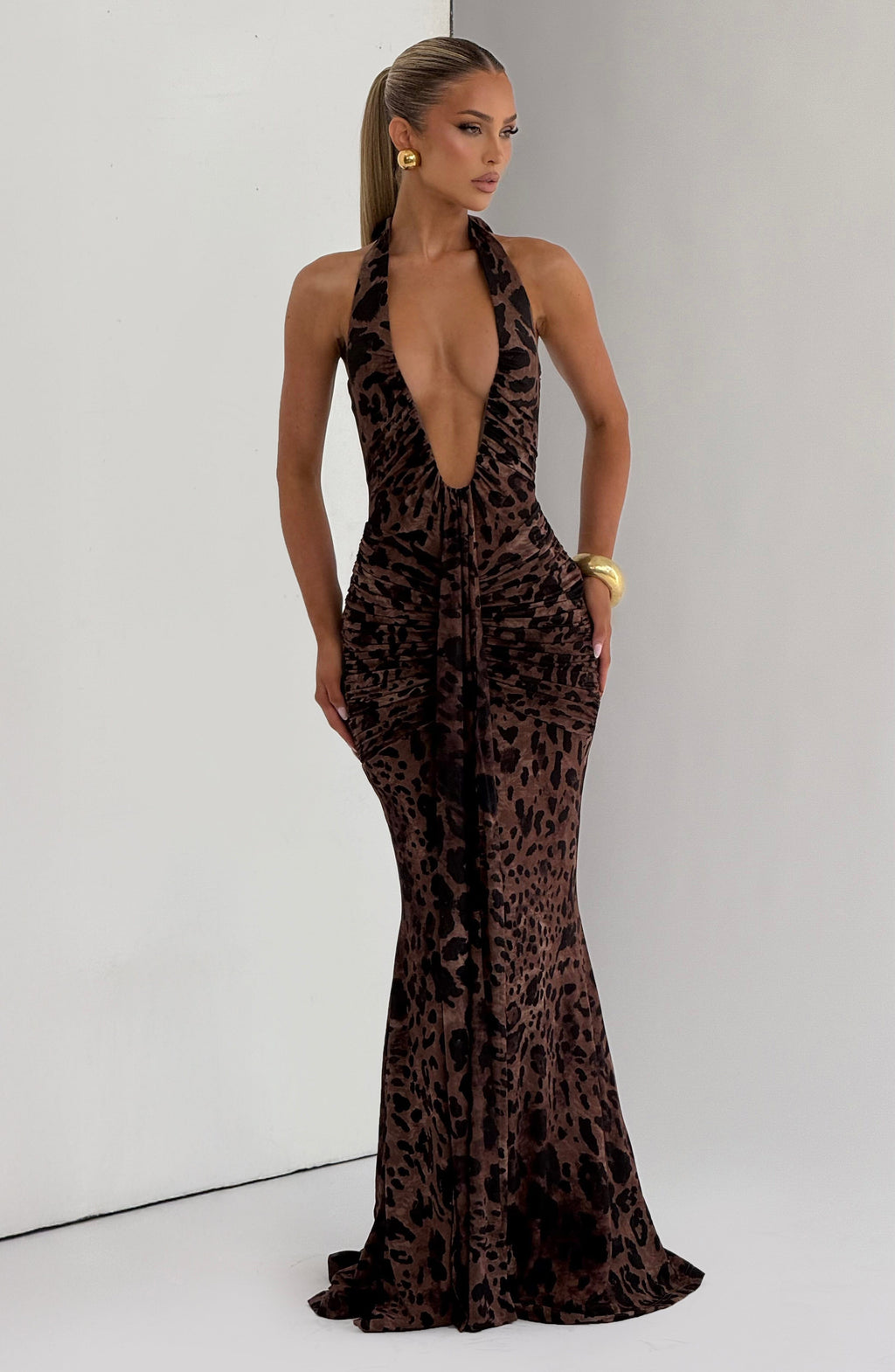 Artemis™ | Vestido premium con escote halter y drapeado escultural
