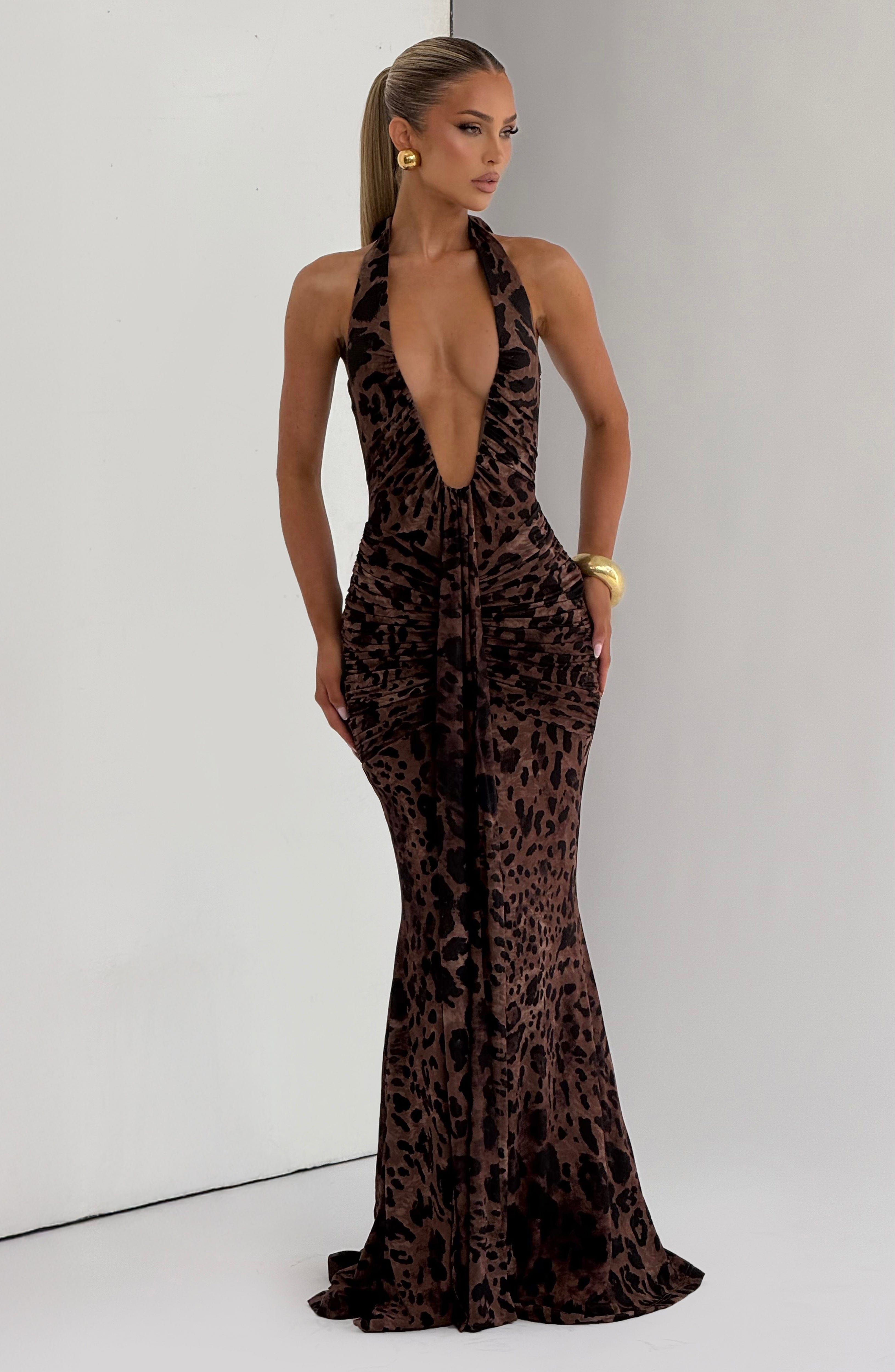 Artemis™ | Vestido premium con escote halter y drapeado escultural
