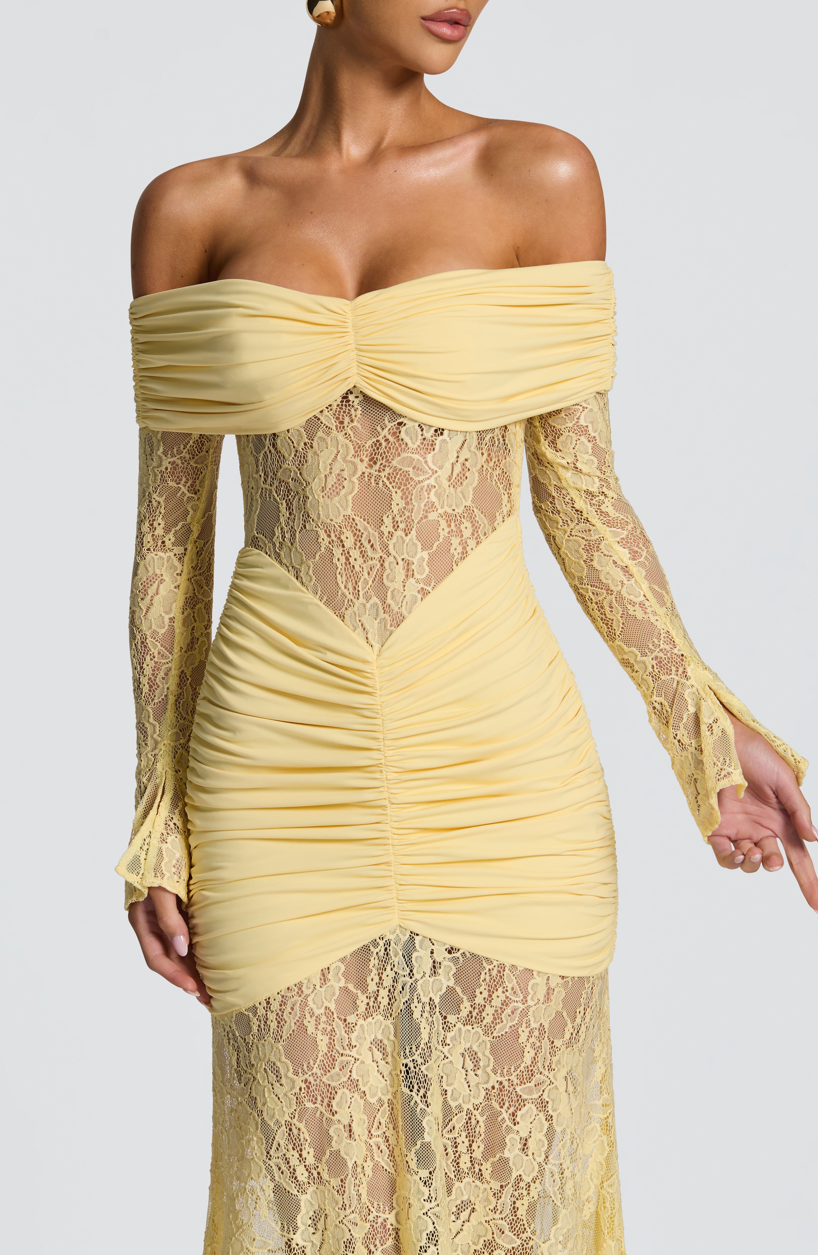 Ariadna™ | Vestido premium de encaje y frunces