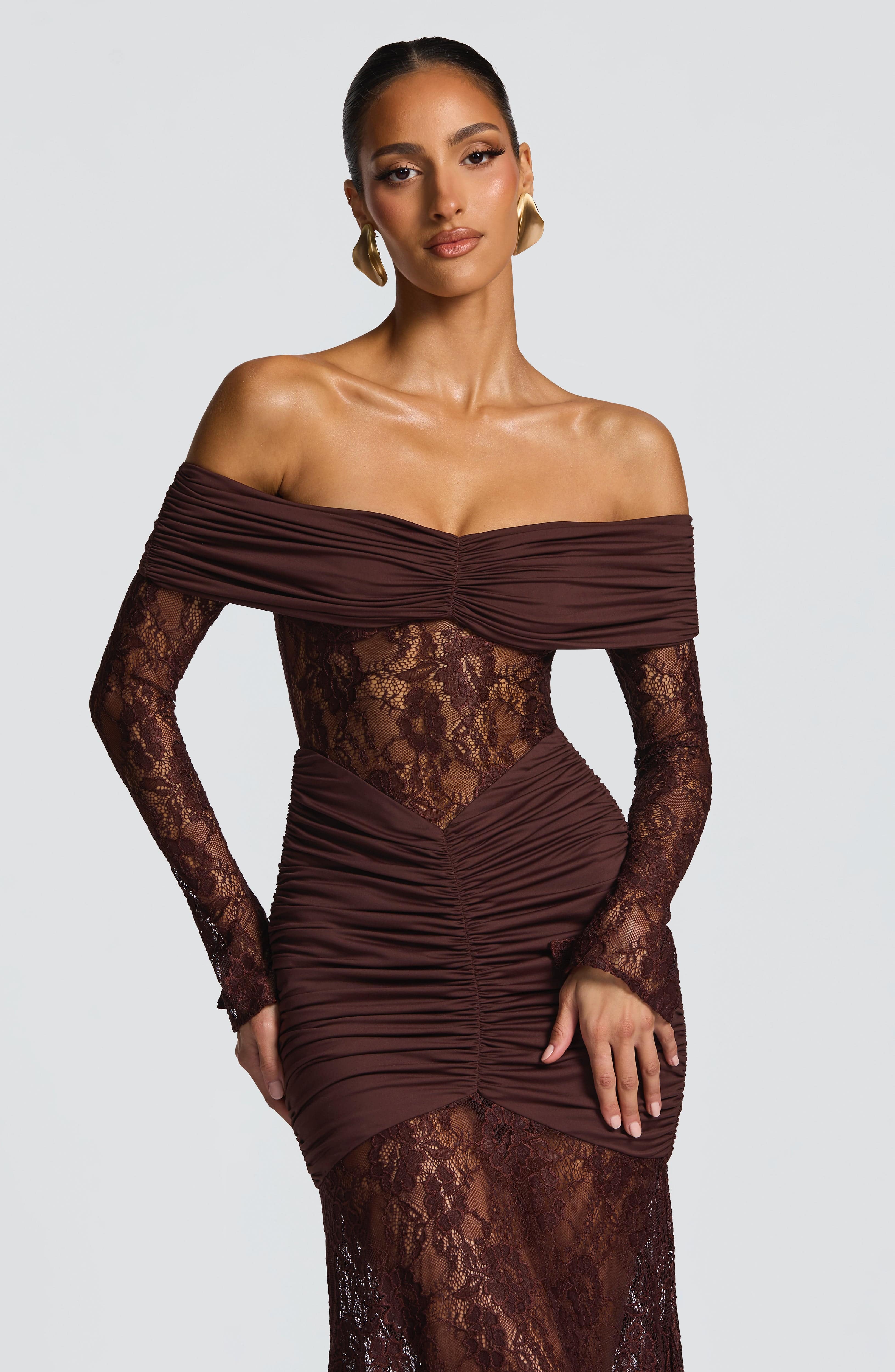 Ariadna™ | Vestido premium de encaje y frunces